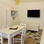 Residenza Storella 18 بيت للعطل أليسانو