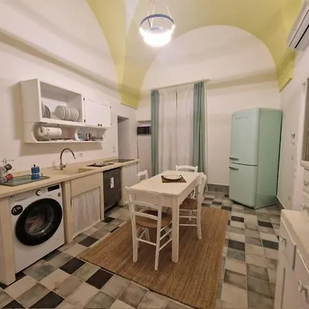 Residenza Storella 18 Casa vacanze *